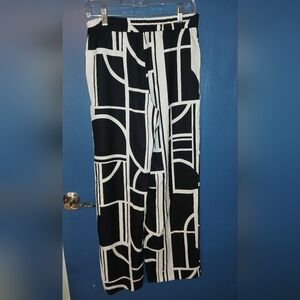 Zara Black and White  Womens Geometric Trousers, Size 9
